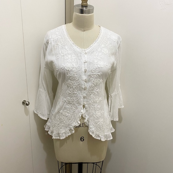 Beautiful Traditional Thai Button Blouse with Back Tie Bell Sleeves White M S - Picture 8 of 12